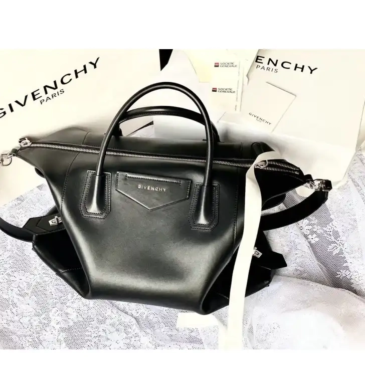 2012SH0182 Givenchy Bags 0603